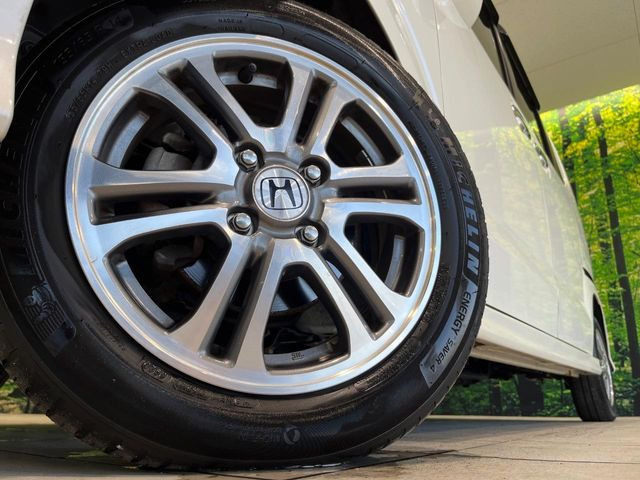 【純正14インチアルミホイール】外観にマッチした純正アルミホイールを装着しております。各種社外アルミホイールや、スタッドレスタイヤも取扱いしております。是非ご相談ください♪