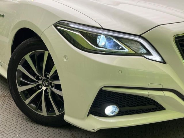 �yLED�w�b�h���C�g�z���V����ԑ��s�����ǍD�Ȏ��E���m�ۂ����S���ĉ^�]�ł��鍂�P�xLED�w�b�h���C�g�𑕔�!�_�����x�������A����d�͂��}�����Ă��܂��B