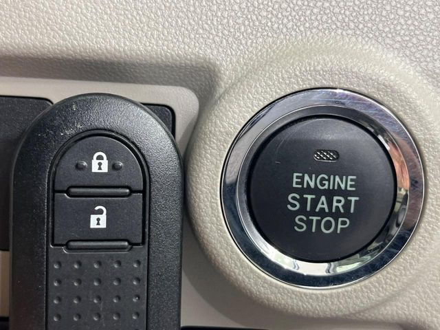 �y�X�}�[�g�L�[�z�J�o����|�P�b�g�ɓ��ꂽ�܂܂ł��h�A�̎{���E�������\�ȃX�}�[�g�L�[�𑕔��B�G���W���̃I���E�I�t�����J�M�����o���K�v����������Ƃ��Ă��֗��ł���