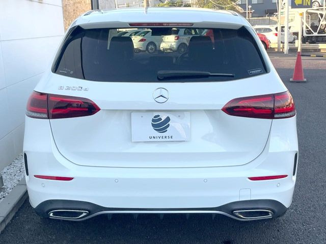 ●当店では第三者機関による車両品質鑑定を導入し、修復歴車を排除。鑑定書が発行されますので、ぱっと見ただけでは分からない箇所まで納得した上でご検討いただけます。※一部未実施の場合がございます。