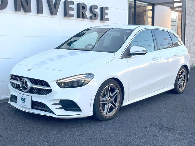 ●当店では第三者機関による車両品質鑑定を導入し、修復歴車を排除。鑑定書が発行されますので、ぱっと見ただけでは分からない箇所まで納得した上でご検討いただけます。※一部未実施の場合がございます。