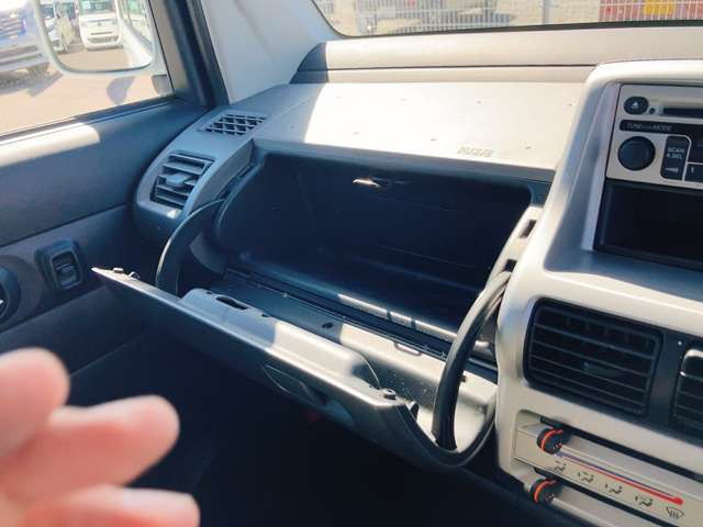 ���Ђ̔̔����邨�Ԃ̉��i�т�39.8���~�𒆐S�Ɏ�葵���Ă���܂��B