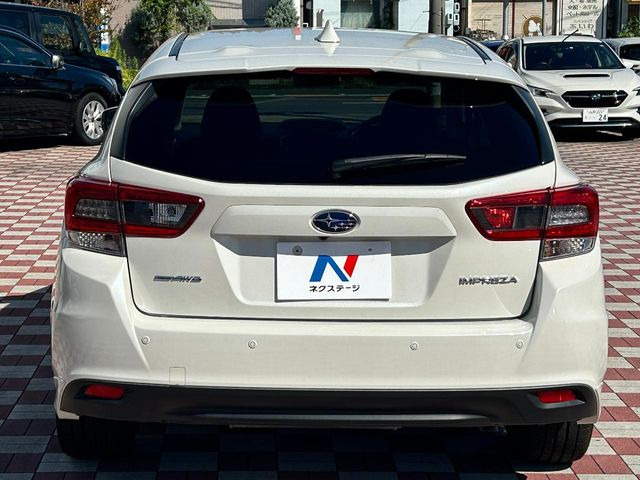 安心の最長10年・走行無制限保証(有償)をご用意。保証内容も充実はもちろん、無料点検&オイル交換や、年中無休の全国・24時間ロードサービスも付帯されておりますのでご安心下さい。