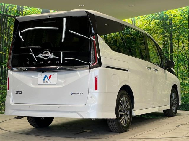 日産 セレナ　4WD 地デジ　ETC リアモニター　　歌麿丸さん専用商品 日産 セレナ 4WD 地デジ ETC リアモニター 歌麿丸さん専用商品 日産