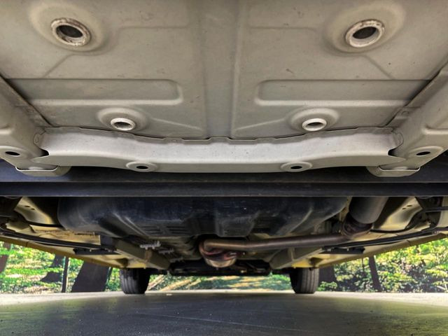 下回りがきれいなうちに、防錆加工の施工がオススメ。降雪地域はもちろん、沿岸部にお住いの方や、趣味でマリン・ウィンタースポーツをされる方に大変好評いただいております。