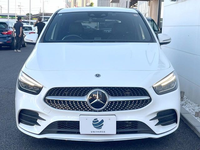 ●ご覧の通り綺麗な状態を維持しているお車ですが、小さなキズの状況や他の箇所のお写真もお送りできます。ご遠方の方でも安心してご検討いただける様、お客様のご希望に応じて出来る限りご対応させていただきます。