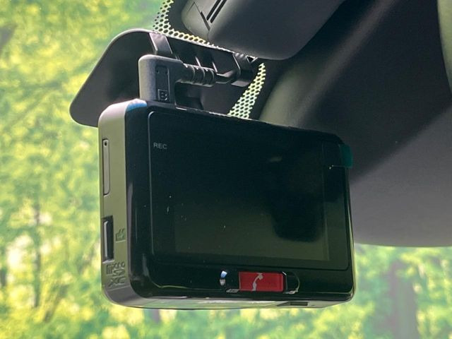 �y�h���C�u���R�[�_�[�z���S�E���S�ȃJ�[���C�t�ɕK�{�̃h���C�u���R�[�_�[�𑕔�!���s���͂������A������^�]�⎖�̂ɑ��������ۂ̏󋵂��f���ŋL�^���A����̃��X�N�ɔ����܂��B