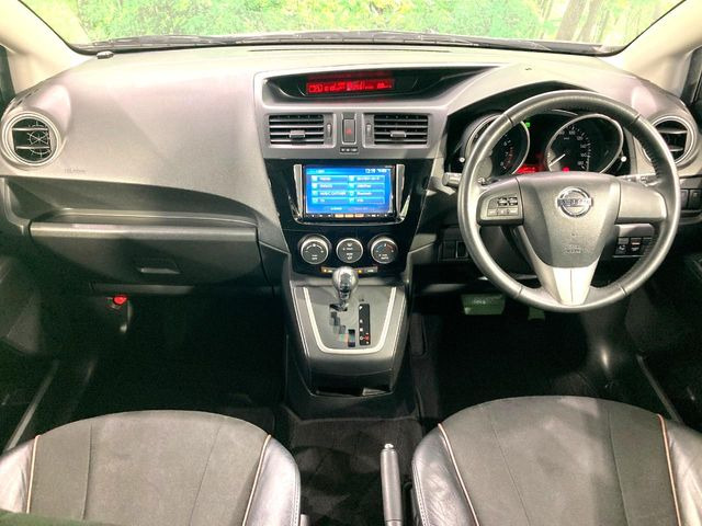 グループ総在庫数約30,000台!!全国の系列店からメーカー・車種問わずご紹介出来るので、あなたにピッタリのお車が見つかるはずです♪まずはお問い合わせ下さい☆