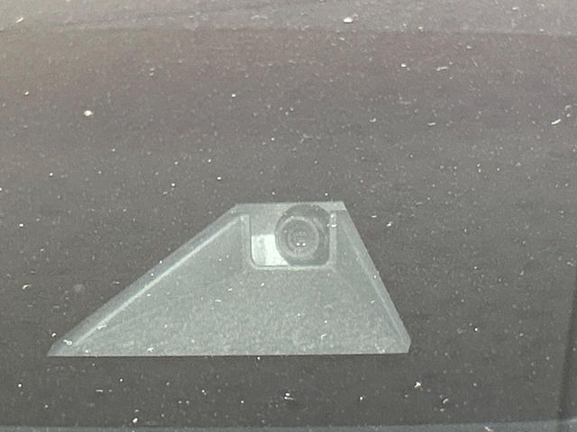 �y�g���^�Z�[�t�e�B�Z���X�z���s���ɑO���̎ԗ�����F�����A�Փ˂������Ȏ��͌x��ƃu���[�L�ŏՓˉ���Ɣ�Q�y�����A�V�X�g�B�����S�Ƀh���C�u�����y���݂��������܂��B