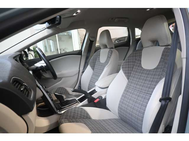 V40T3 モメンタム