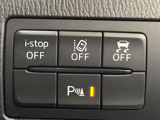 �y�A�C�h�����O�X�g�b�v�z�ԐM����a�؂Œ�Ԃ����ۂɃG���W�����~���A���ʂȔR���̏����}���܂��B�R��������ی�ɂȂ���@�\��G���W���̓u���[�L�𗣂��΍Ďn�����܂��B