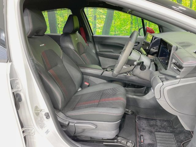 �y�n�[�t���U�[�V�[�g�z�������ƍ���S�n�𗼗������l�C�̃V�[�g���w�ʁE���ʂ̃t�@�u���b�N�f�ނ́A�ʋC���̗ǂ��⊊��ɂ����ɗD��Ă��܂��B�C���╞���ɍ��E���ꂸ���K�ɂ���肢�������܂��B