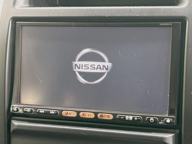 �y�����i�r�z�l�C�̏����i�r�𑕔����Ă���܂��B�i�r�̎g���₷���͂������A�I�[�f�B�I�@�\���[��!�L�����v�◷�s�͂������A�ʋ΂┃�����ȂǕ��i�̃h���C�u���y�����Ȃ�͂���