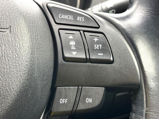 【マツダ・レーダークルーズコントロール】高速道路での長距離走行が楽に!自動で速度を保つクルーズコントロールが、衝突軽減システムと連携し、前方の車両を感知して車間を保つように速度調節してくれます!!