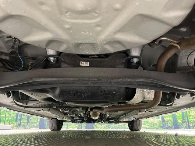 下回りがきれいなうちに、防錆加工の施工がオススメ。降雪地域はもちろん、沿岸部にお住いの方や、趣味でマリン・ウィンタースポーツをされる方にご好評いただいております。