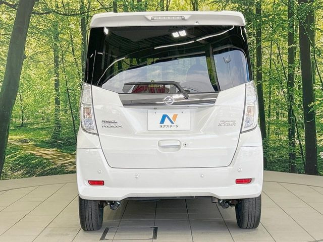 安心の最長10年・走行無制限保証(有償)をご用意。保証内容も充実はもちろん、無料点検&オイル交換や、年中無休の全国・24時間ロードサービスも付帯されておりますのでご安心下さい。