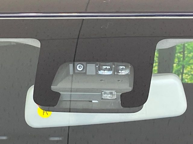 【スズキ セーフティサポート】走行中に前方の車両等を認識し、衝突しそうな時は警報とブレーキで衝突回避と被害軽減をアシスト。より安全にドライブをお楽しみいただけます。