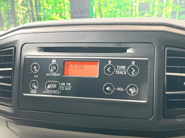 お好きな音楽を車内でお楽しみいただけます♪スピーカー交換・ウーハー追加などの音質向上や、最新ナビ・後席モニター等の取り付けも是非ご相談ください!