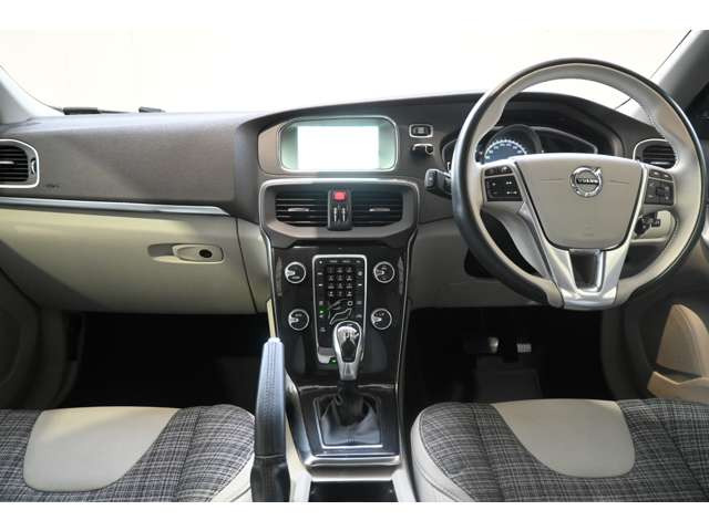 V40T3 モメンタム