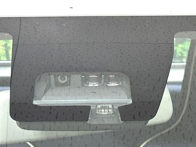 �y�X�Y�L �Z�[�t�e�B�T�|�[�g�z���s���ɑO���̎ԗ�����F�����A�Փ˂������Ȏ��͌x��ƃu���[�L�ŏՓˉ���Ɣ�Q�y�����A�V�X�g�B�����S�Ƀh���C�u�����y���݂��������܂��B