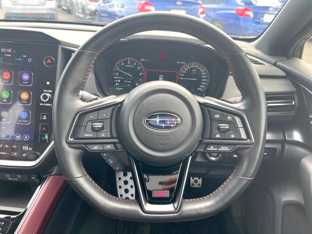 �y�����v�����X�e�A�����O�z�㎿�Ȋv���g�p���邱�ƂŁA��ɂ����������݂ƂĂ��^�]���₷���n���h���ł���