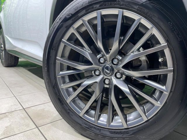 �y����20�C���`�A���~�z�C�[���z�O�ςɃ}�b�`���������A���~�z�C�[���𑕒����Ă���܂��B�e��ЊO�A���~�z�C�[����A�X�^�b�h���X�^�C�����戵�����Ă���܂��B���񂲑��k����������