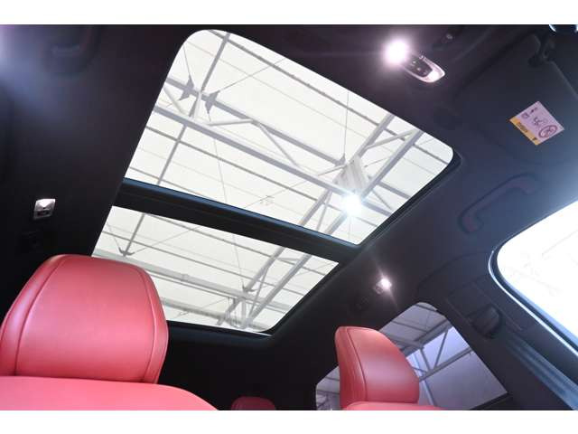 XC40リチャージ プラグイン ハイブリッド T5 インスクリプション