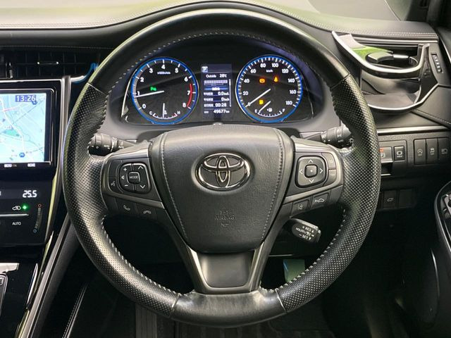 �y�����v�����X�e�A�����O�z�㎿�Ȋv���g�p���邱�ƂŁA��ɂ����������݂ƂĂ��^�]���₷���n���h���ł���