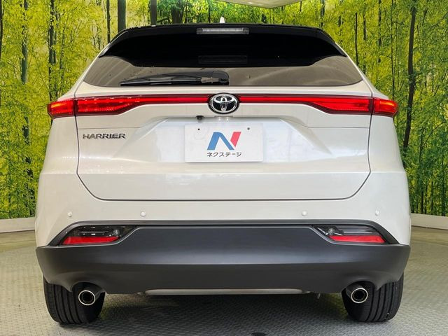 安心の最長10年・走行無制限保証(有償)をご用意。保証内容も充実はもちろん、無料点検&オイル交換や、年中無休の全国・24時間ロードサービスも付帯されておりますのでご安心下さい。