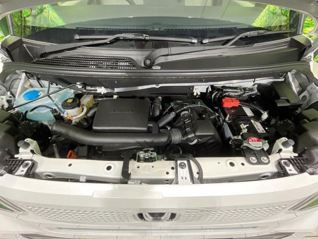 親切・丁寧な専門メカニックスタッフが応対!・車検・点検整備・事故等の修理などアフターサービスも安心。お車のカスタマイズもネクステージのサービススタッフまでご相談ください!