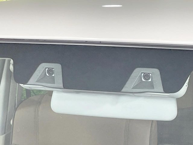 �y�X�Y�L �Z�[�t�e�B�T�|�[�g�z���s���ɑO���̎ԗ�����F�����A�Փ˂������Ȏ��͌x��ƃu���[�L�ŏՓˉ���Ɣ�Q�y�����A�V�X�g�B�����S�Ƀh���C�u�����y���݂��������܂��B