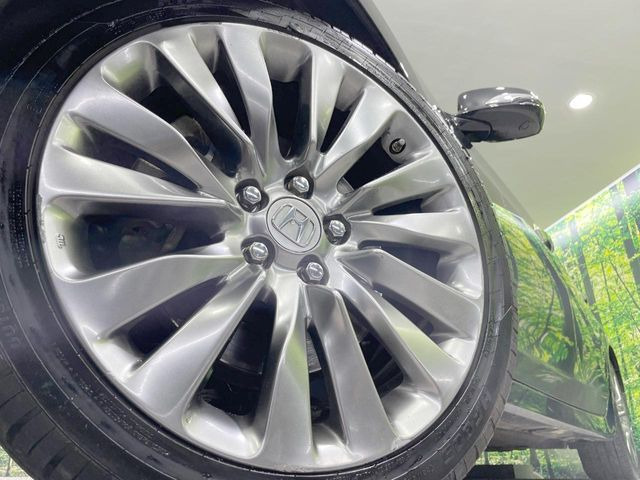 �y����19�C���`�A���~�z�C�[���z�O�ςɃ}�b�`���������A���~�z�C�[���𑕒����Ă���܂��B�e��ЊO�A���~�z�C�[����A�X�^�b�h���X�^�C�����戵�����Ă���܂��B���񂲑��k����������