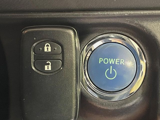 �y�X�}�[�g�L�[�z�J�o����|�P�b�g�ɓ��ꂽ�܂܂ł��h�A�̎{���E�������\�ȃX�}�[�g�L�[�𑕔��B�G���W���̃I���E�I�t�����J�M�����o���K�v����������Ƃ��Ă��֗��ł���