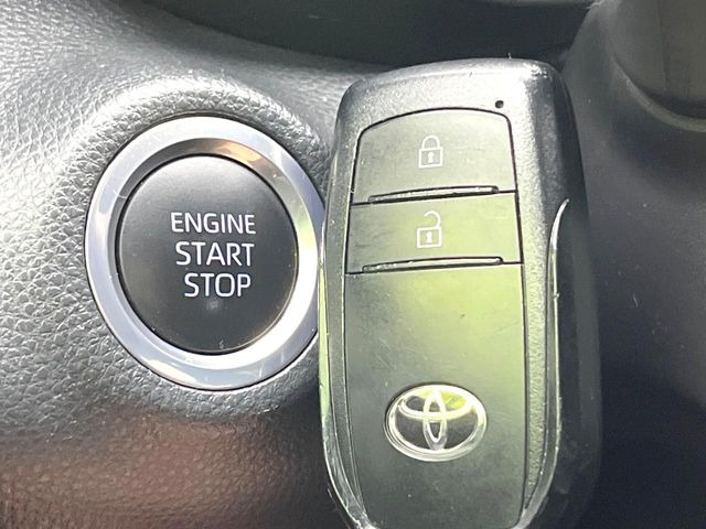 �y�X�}�[�g�L�[�z�J�o����|�P�b�g�ɓ��ꂽ�܂܂ł��h�A�̎{���E�������\�ȃX�}�[�g�L�[�𑕔��B�G���W���̃I���E�I�t�����J�M�����o���K�v����������Ƃ��Ă��֗��ł���