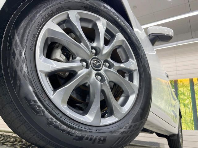 �y�����A���~�z�C�[���z�f�U�C�����̍��������A���~�z�C�[���𑕒����Ă���܂��B�e��ЊO�A���~�z�C�[����A�X�^�b�h���X�^�C�����戵�����Ă���܂��B���񂲑��k����������