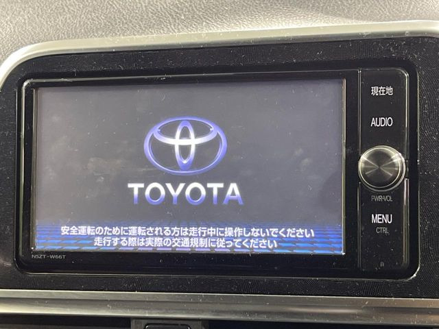 �y�����i�r�z�l�C�̏����i�r�𑕔����Ă���܂��B�i�r�̎g���₷���͂������A�I�[�f�B�I�@�\���[��!�L�����v�◷�s�͂������A�ʋ΂┃�����ȂǕ��i�̃h���C�u���y�����Ȃ�͂���