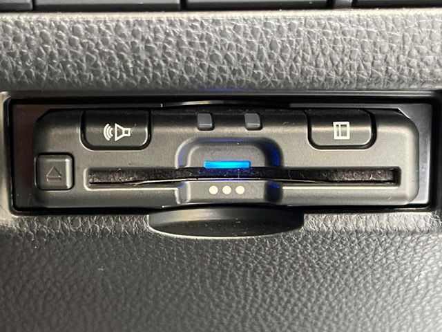 【ETC】高速道路の料金所をストレスなく通過!話題のスポットやサービスエリアに多い「スマートIC」利用時は必須のアイテムです。当店でセットアップを実施、ご納車当日からすぐにご利用いただけます!