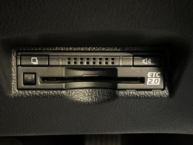 【ETC】高速道路の料金所をストレスなく通過!話題のスポットやサービスエリアに多い「スマートIC」利用時は必須のアイテムです。当店でセットアップを実施、ご納車当日からすぐにご利用いただけます!