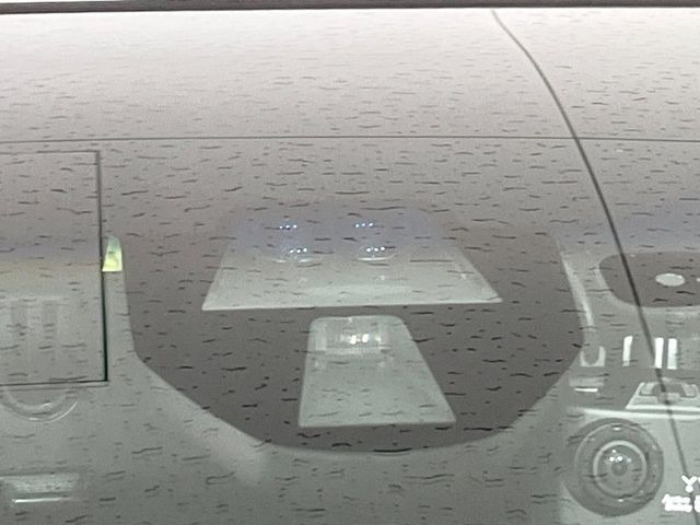 �y�V�e�B�u���[�L�A�N�e�B�u�V�X�e���z�ᑬ���s���ɑO���̎ԗ�����F�����A�Փ˂������Ȏ��͌x��ƃu���[�L�ŏՓˉ���Ɣ�Q�y�����A�V�X�g�B�����S�Ƀh���C�u�����y���݂��������܂��B