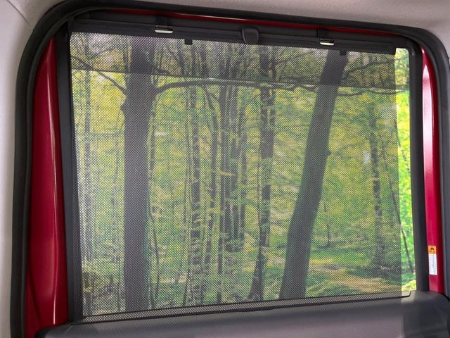 �y���[���V�F�[�h�z��������ԊO����̌���ῂ����Ƃ��ɃT�b�ƈ����o���Ďg����A���[���i�[�^�C�v�̃T���V�F�[�h�𑕔��B��Ȃɏ�������q�l���E�g�E�g�����������ȂǁA���Ђ����p����������