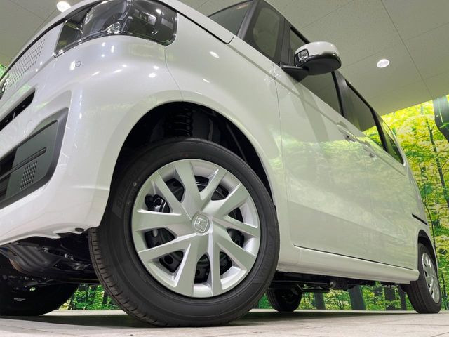 社外ホイールやスタッドレスもご用意ございますのでお気軽にお問い合わせください。