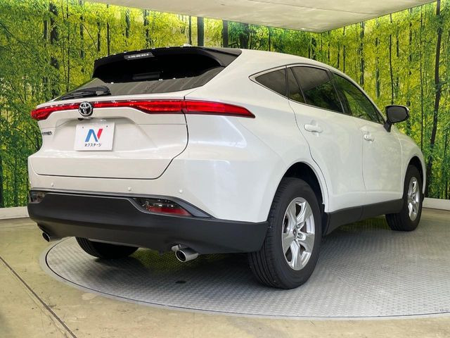 ☆全国のネクステージからお取り寄せが可能※!遠方の店舗に展示してあるクルマが気になる場合も、最寄りの店舗でご覧いただくことが可能です!是非私たちに要望をお聞かせください!※別途費用