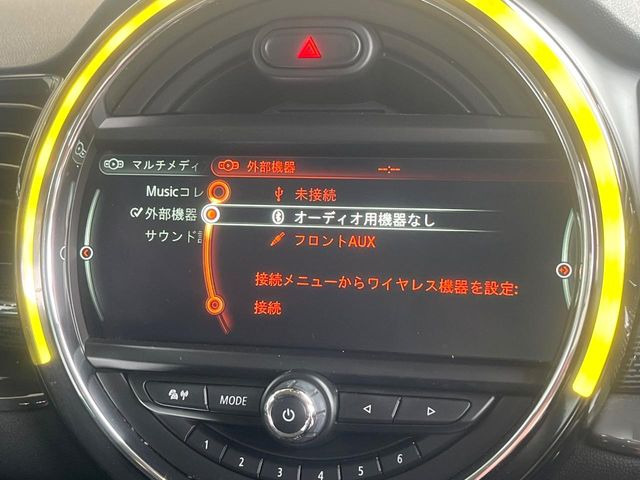 ��Bluetooth:���莝���̃X�}�[�g�t�H���ȂǂƐڑ����A�n���Y�t���[�ʘb��Տꊴ����~���[�W�b�N�Đ������y���݂��������܂��B�����ڑ��ł��̂Ŕς킵��������܂����