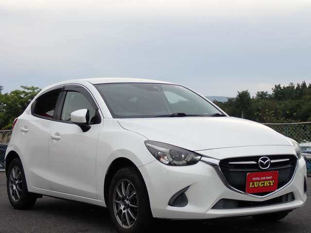 デミオ1.3 13S アーバン スタイリッシュ モード 4WD