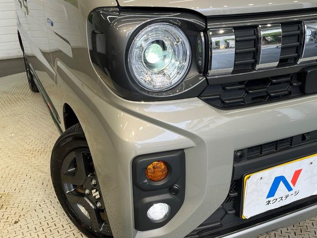 �yLED�w�b�h���C�g�z���V����ԑ��s�����ǍD�Ȏ��E���m�ۂ����S���ĉ^�]�ł��鍂�P�xLED�w�b�h���C�g�𑕔�!�_�����x�������A����d�͂��}�����Ă��܂��B