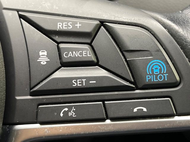 �y�v���p�C���b�g�z�������H�ł̒��������s���y��!!�a�؎��Ə��񑖍s�̃V�[���ŁA�A�N�Z���E�u���[�L�E�X�e�A�����O�������Ő��䂵�A�������^�]�̕��S���y�����Ă���܂���