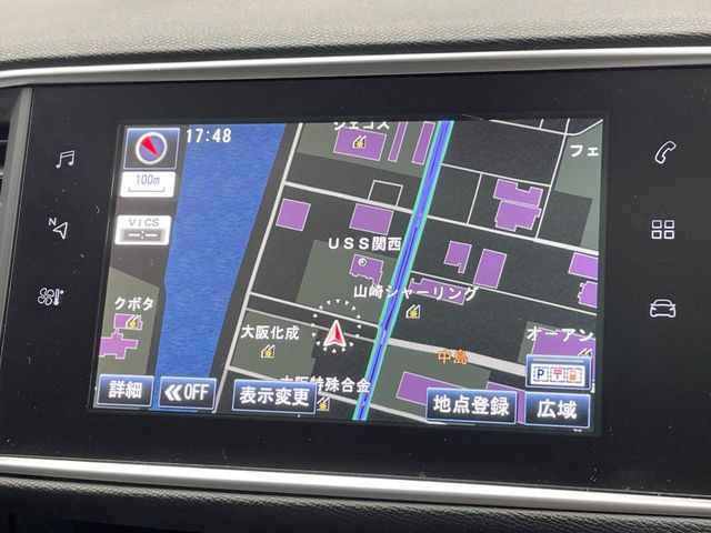 ●純正ナビ:一体感のあるナビは、高級感ある車内を演出してくれます。Bluetooth再生などオーディオ機能も充実しておりますので、運転もより楽しめます♪