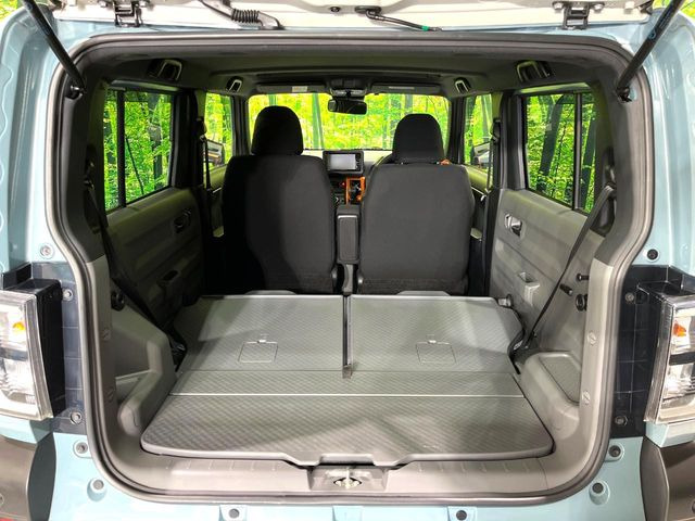 ���i�̂���������ʋ΁A���}���ɏ\���ȉ׎��X�y�[�X���m�ۂ��Ă���܂��B�Z�J���h�V�[�g��|���ƁA�傫�ȉו��̐ύڂ��\�ł���