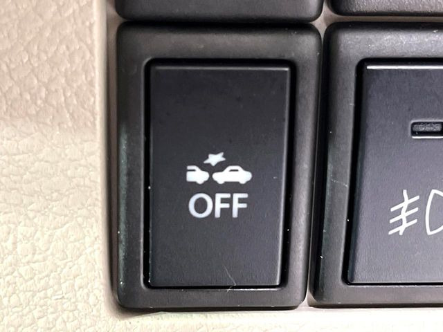 �y�X�Y�L ���[�_�[�u���[�L�T�|�[�g�z���s���ɑO���̎ԗ�����F�����A�Փ˂������Ȏ��͌x��ƃu���[�L�ŏՓˉ���Ɣ�Q�y�����A�V�X�g�B�����S�Ƀh���C�u�����y���݂��������܂��B