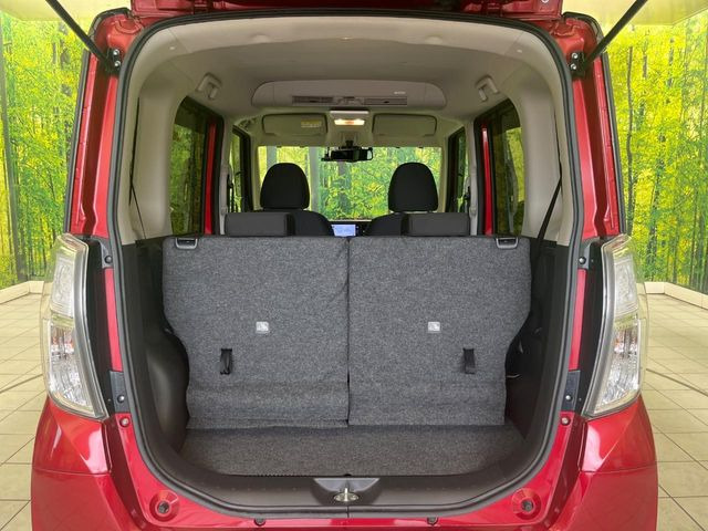 普段のお買い物や通勤、送迎等に十分な荷室スペースを確保しております。セカンドシートを倒すと、大きな荷物の積載も可能です♪